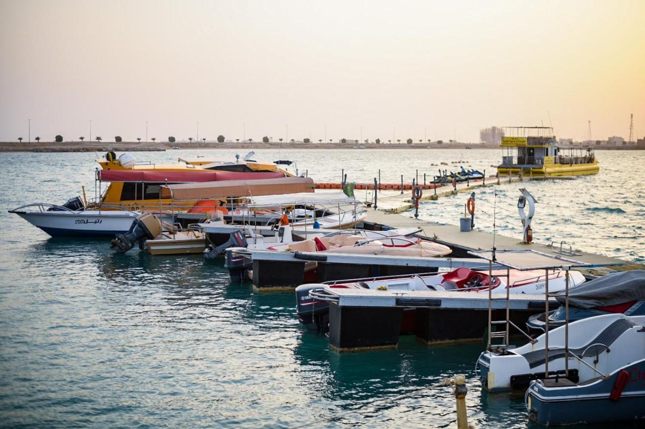 Hotel & Resort Golden Marina Yanbu Exterior photo